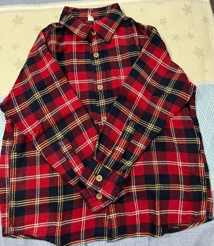 Kemeja lengan panjang uniqlo anak laki-laki