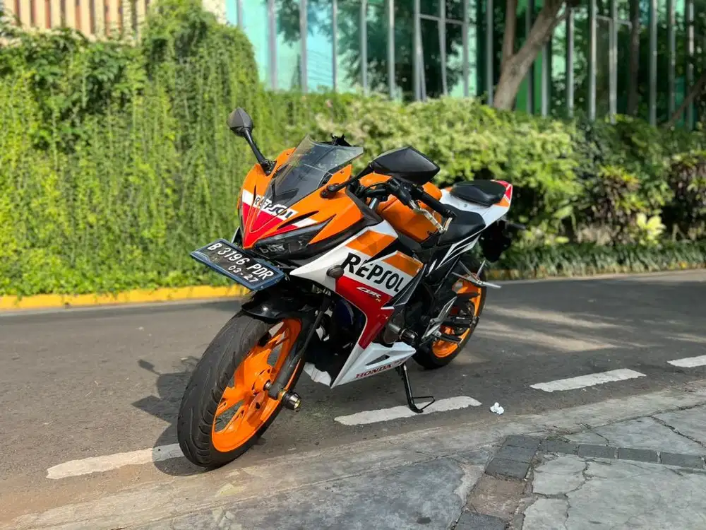 Honda CBR Repsol 150 cc
