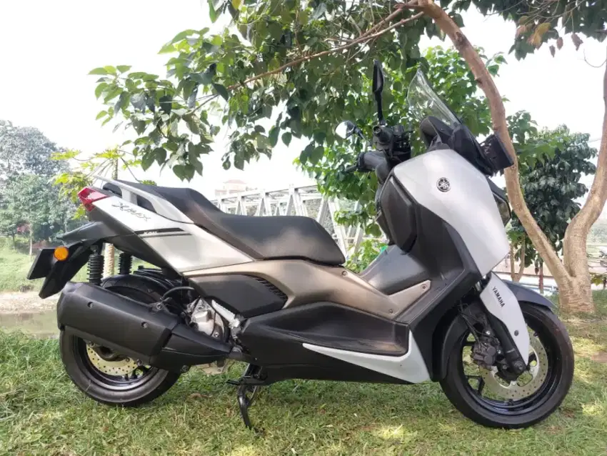 [KM 388] XMAX 250 CC TECH CONNECTED ABS 2023