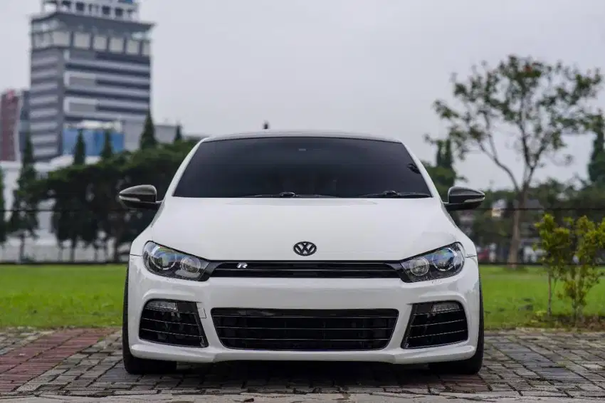 Volkswagen (VW) Scirocco 2.0 R 2011/2012 TT Mazda 3 Hatchback