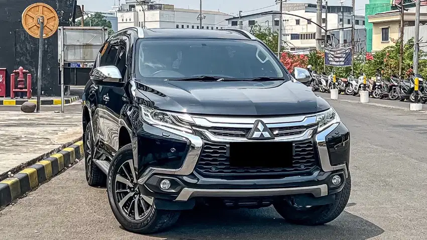 TDP 45 JT Mitsubishi Pajero Sport Dakar 2.4 AT Diesel Hitam 2020