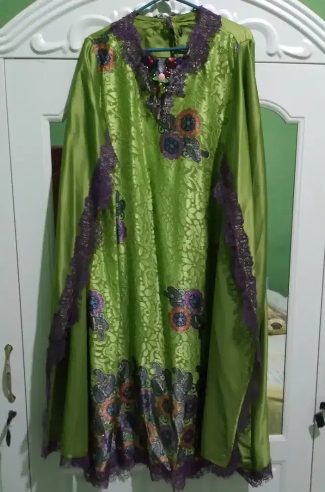 Baju brokat cantik