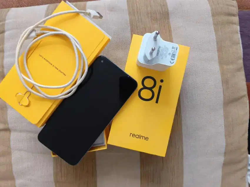 Dijual Realme 8i 4/64 mulus fullset