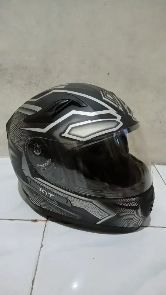 Jual Helm KYT K2R BLACK PANTHER