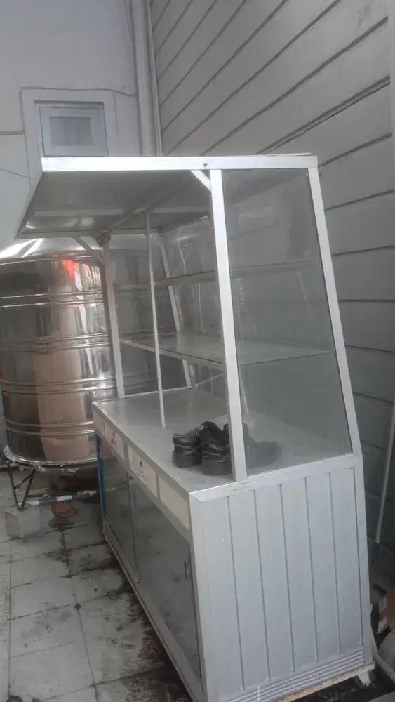 lemari gerobak aluminium