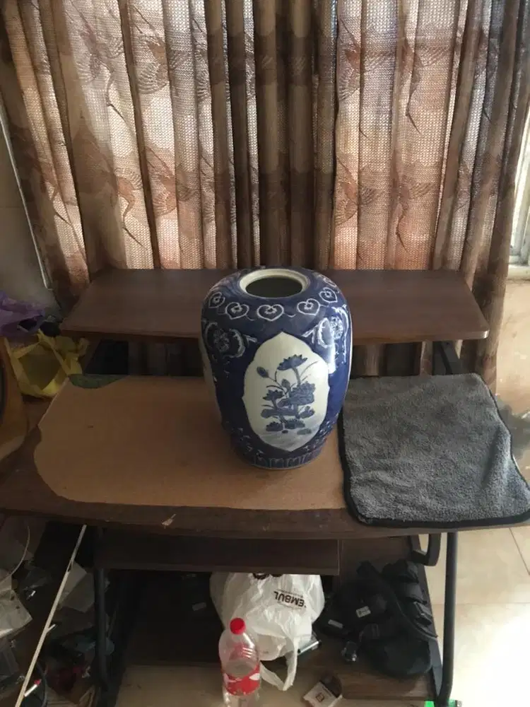 pajangan vas/guci kramik lawas