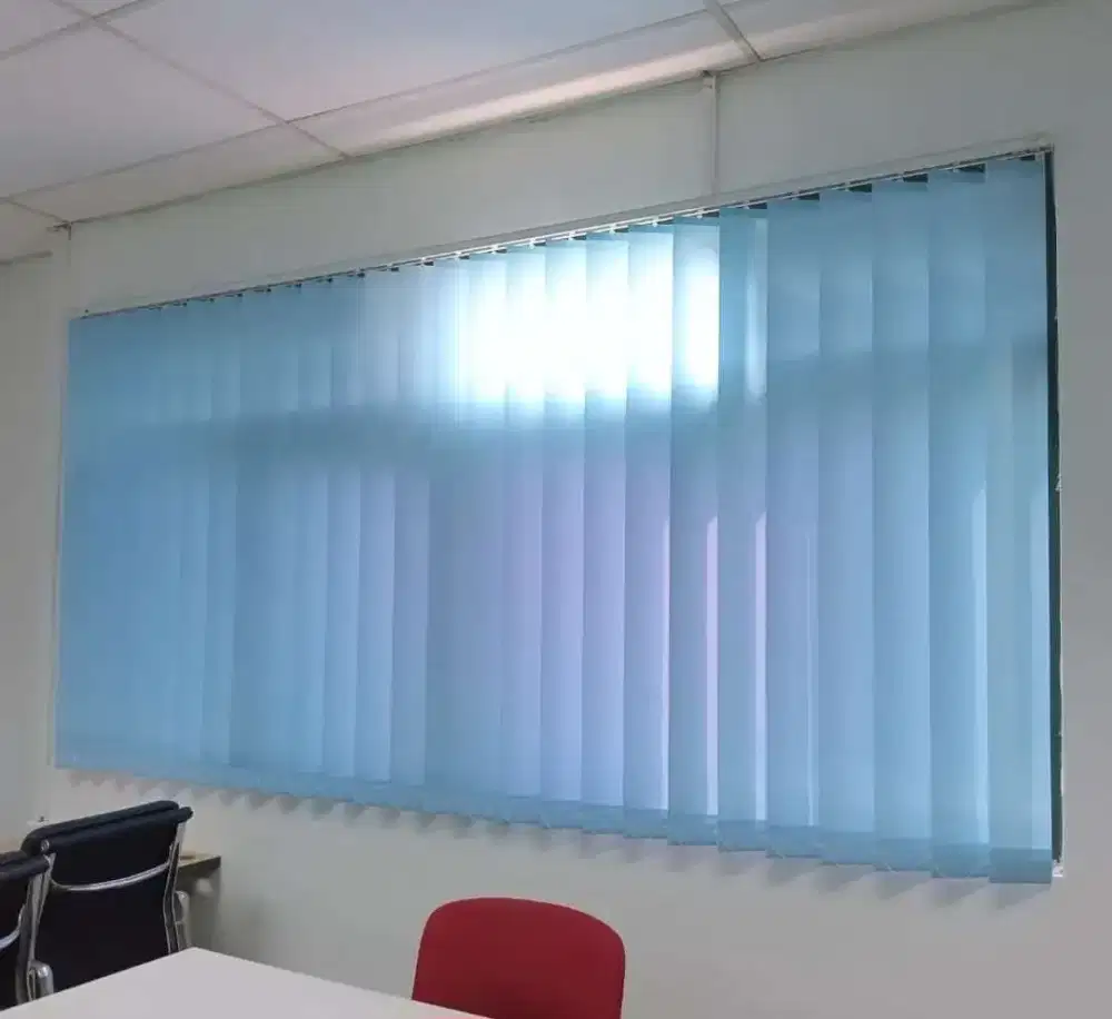VERTICAL BLINDS