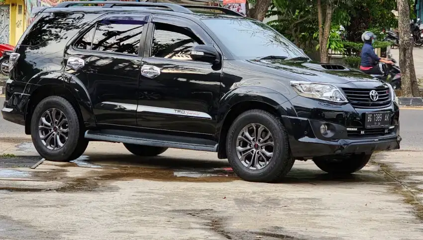 Fortuner 2.5 VNT TRDs Automatic 2014