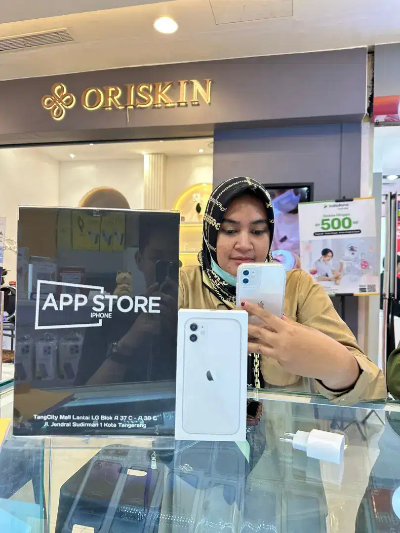 IPHONE 11 IBOX RESMI CREDIT DP 200K BISA TT