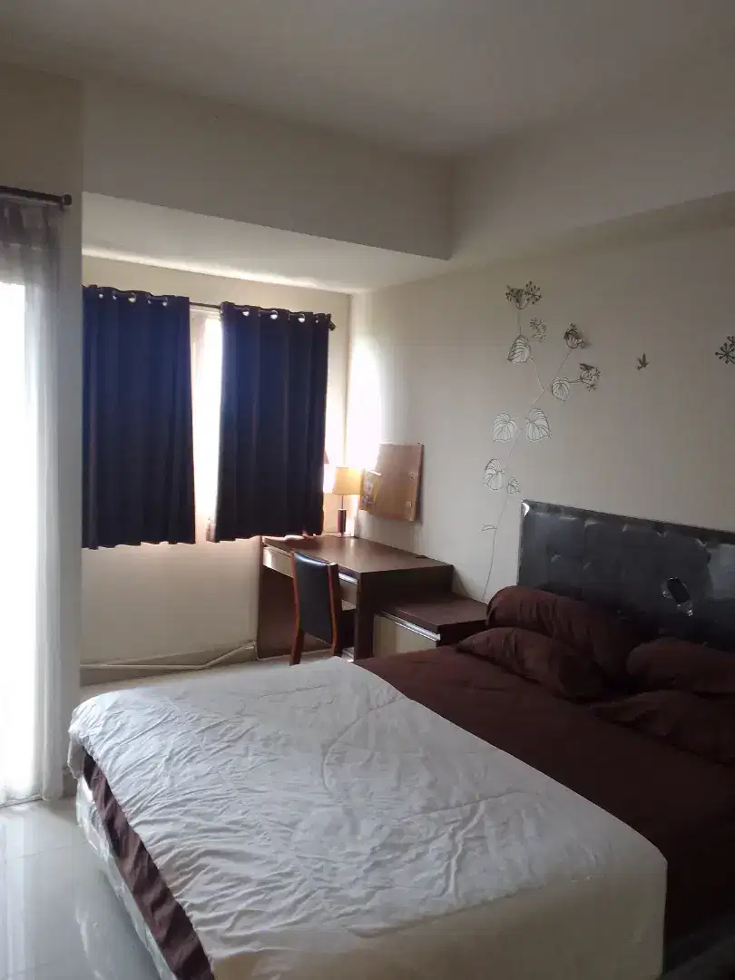Kamar studio Luas lengkap nyaman disewakan Di cikarang murah