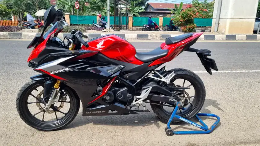 Honda CBR 150R Mulus