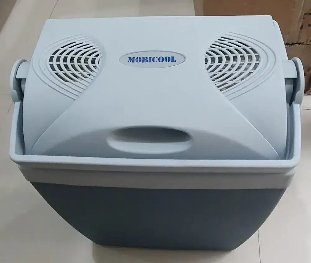Kulkas Mobil Portable Mobicool