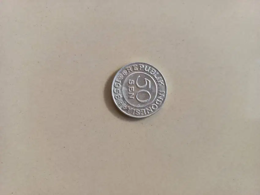 Koin 50 cent Antik