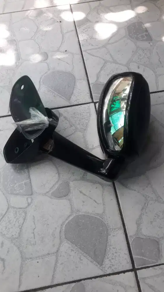 SPION FENDER DEPAN FORTUNER VNT