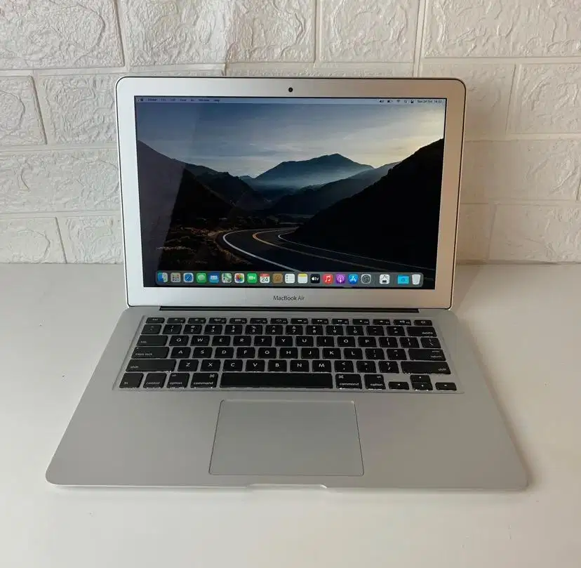 Macbook Air 2017 Second Like New
