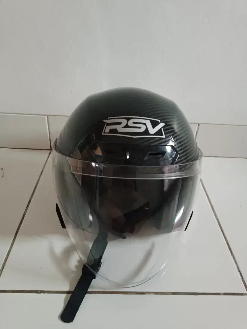 Helm RSV New Windtail Carbon