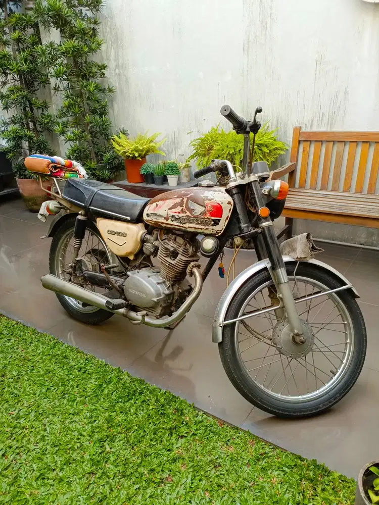 honda CB 100 gelatik 1974