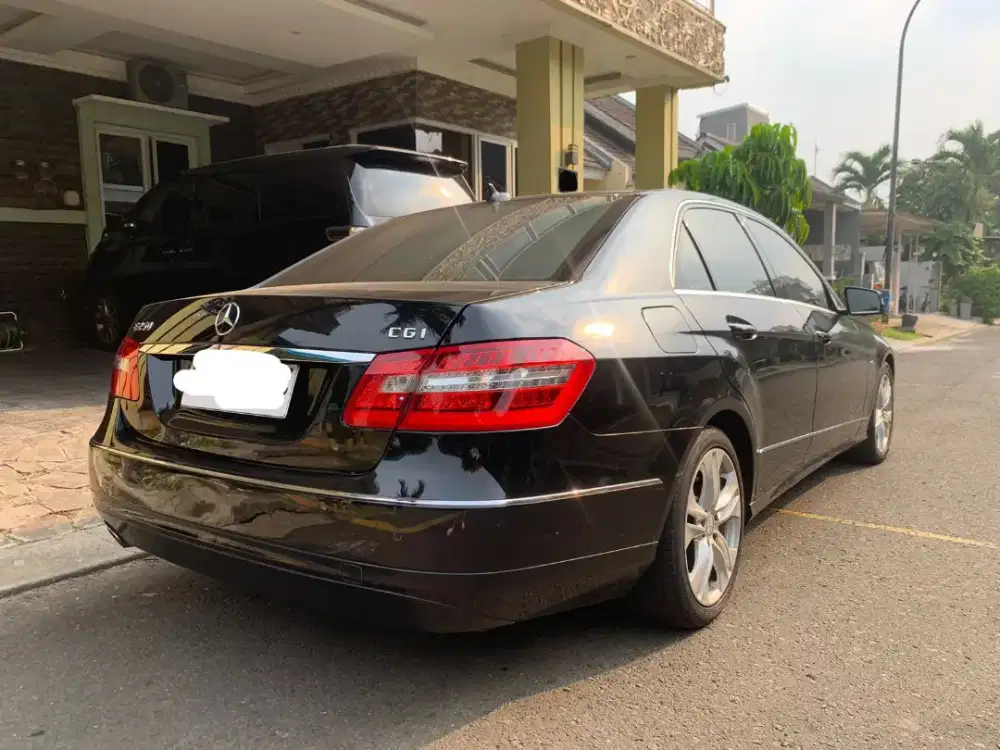 Jual mercy E 250 Cgi Avantgarde, mulus, mesin kering, ac dan km ori