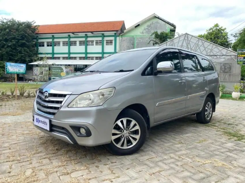 Toyota Kijang Innova 2.0 G Bensin-AT 2015 Silver LHX