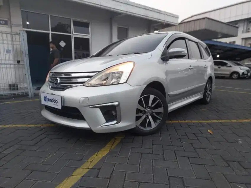 Nissan Grand livina 1.5 XV Highway Star Bensin-AT 2015 Silver PL