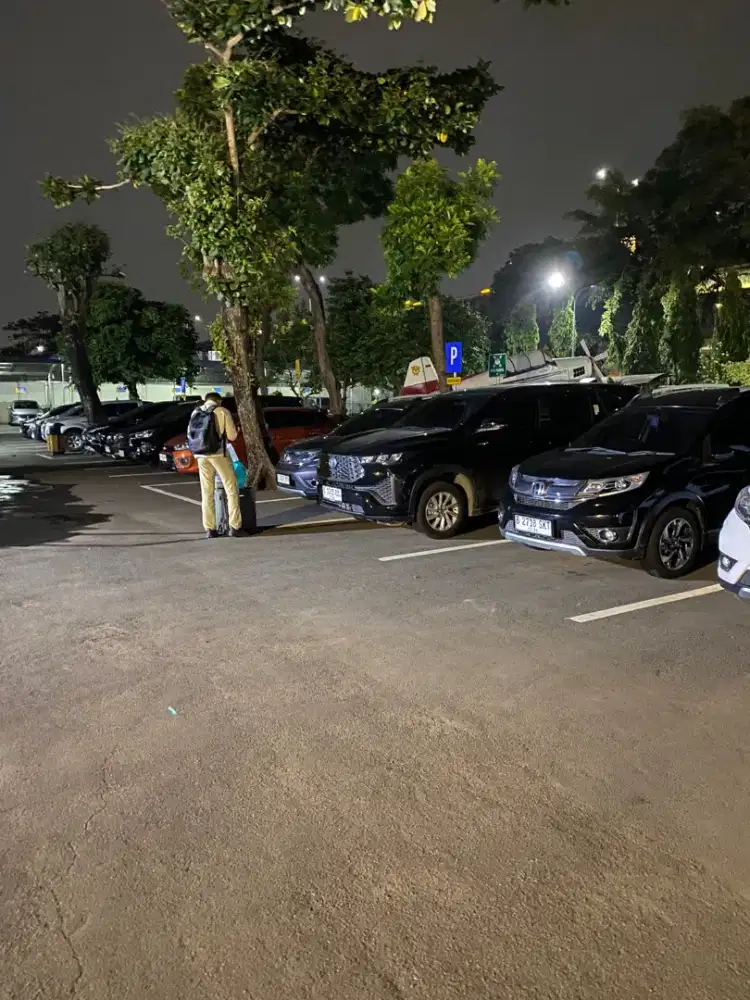 Rental mobil jakarta lepas kunci