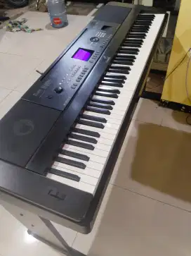 Digital Piano Yamaha DGX-650