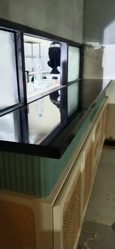 Meja Granit Black Gold