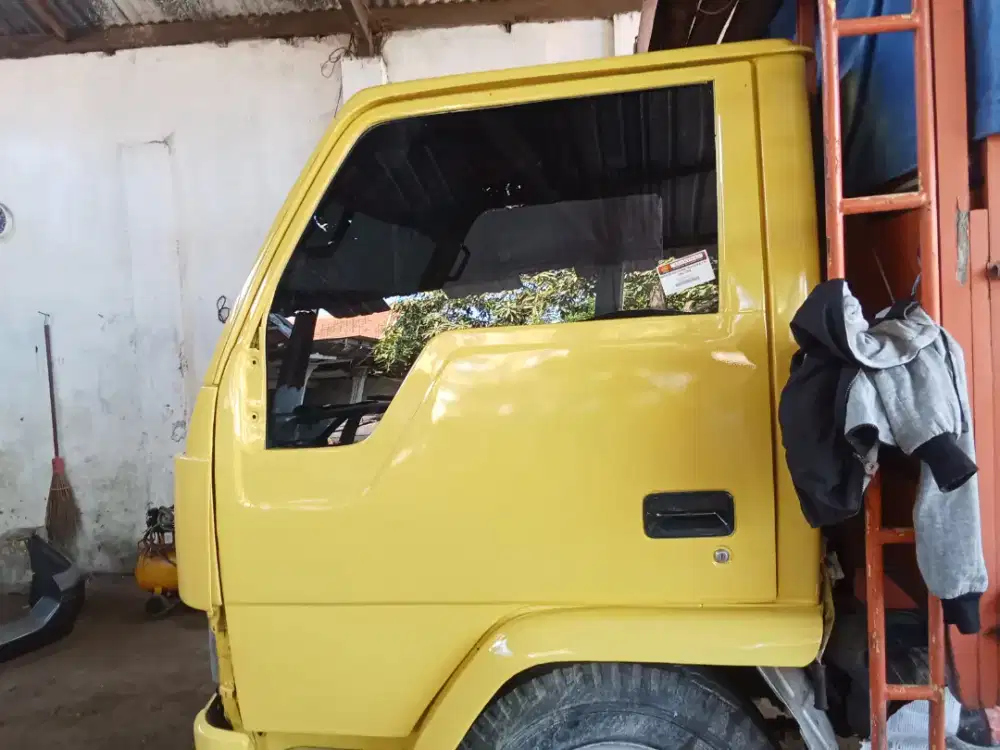 Kaca film mobil dan pekantoran