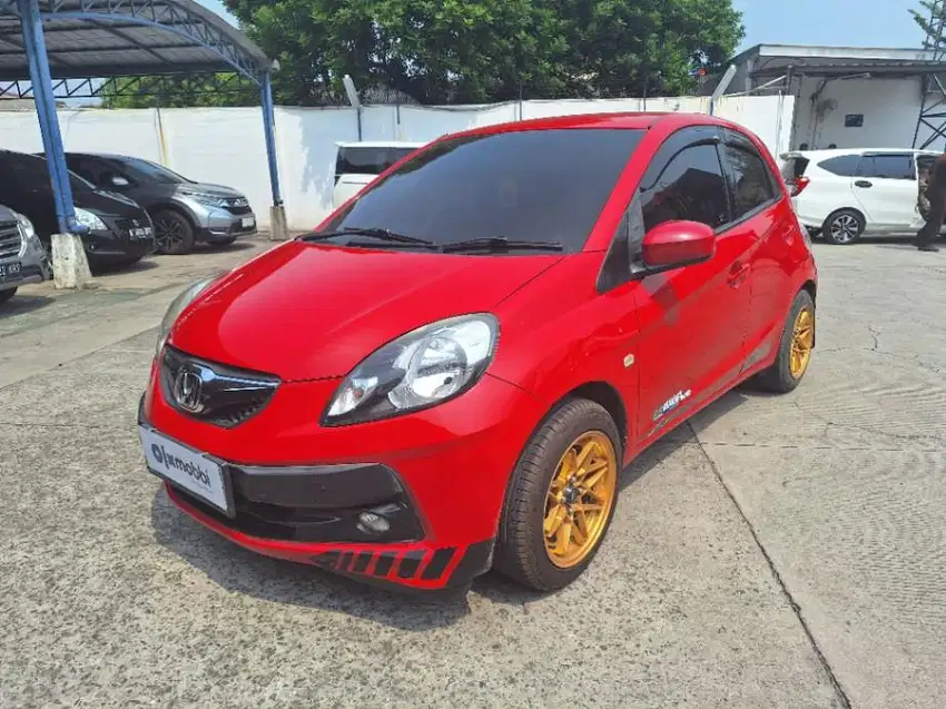 Pajak Panjang - Honda Brio Satya 1.2 E Bensin-MT 2014 Merah (5EC)