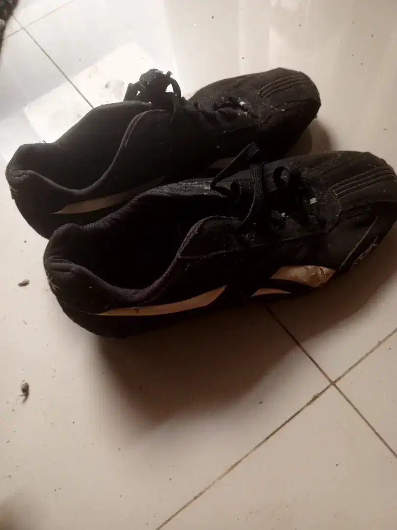 Sepatu Reebok Vintage Beli th 2008 Jarang Pakai Koleksi Masih Bagus