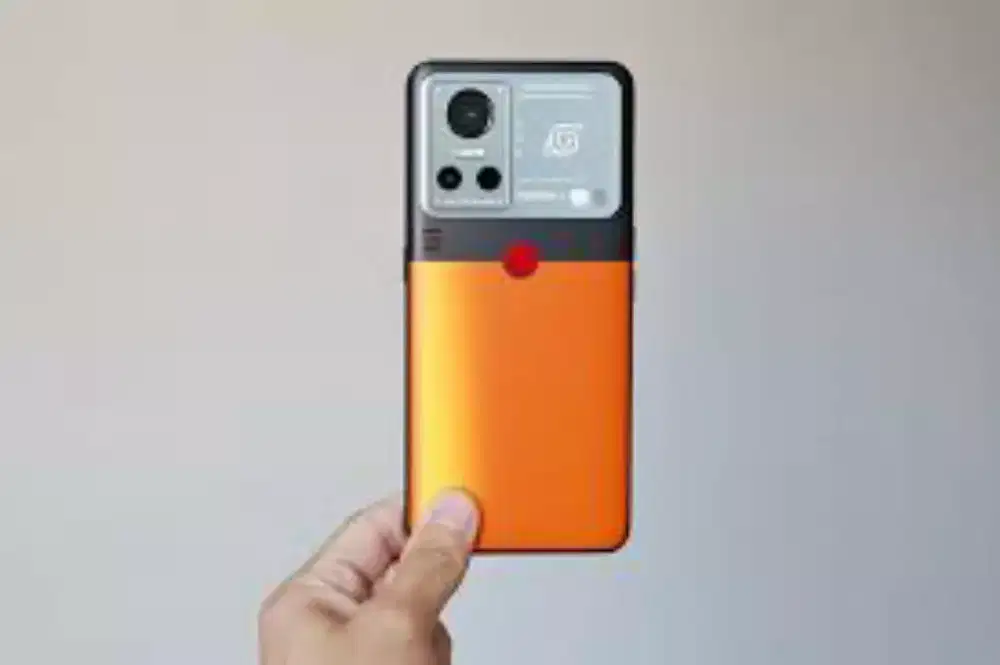Handphone naruto orange