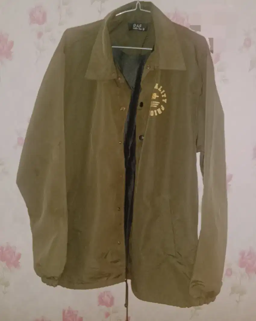 Jaket Pria Hijau Army
