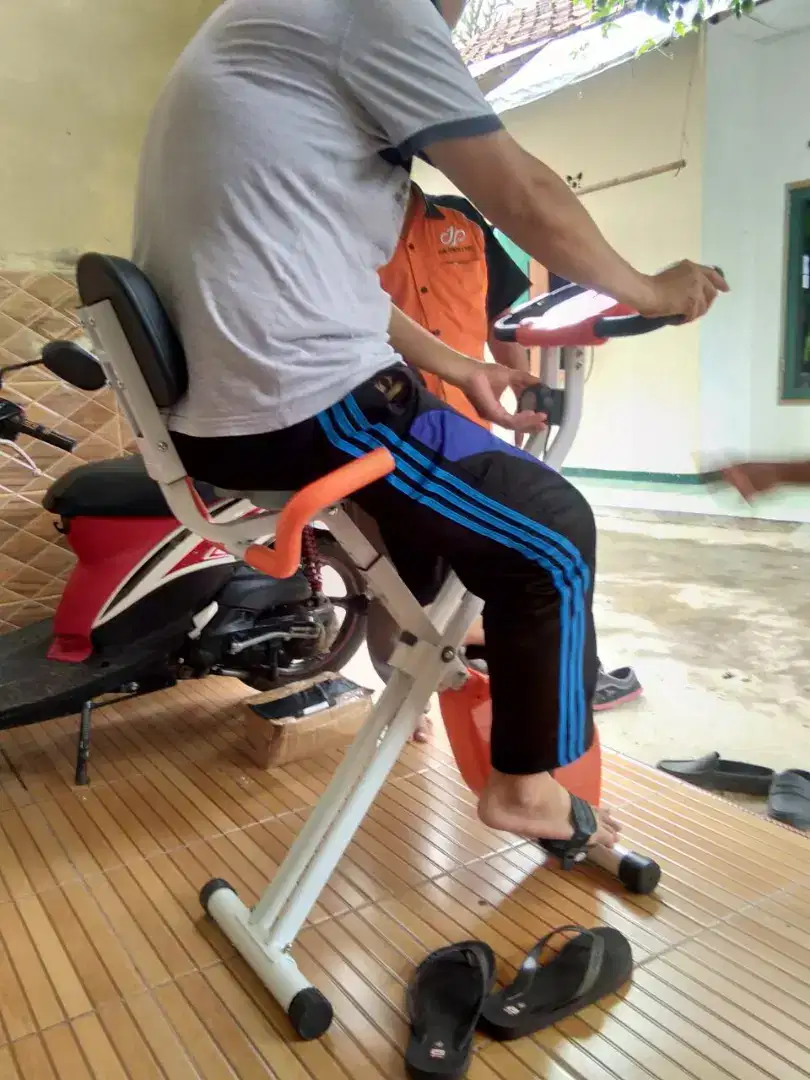 Alat fitness spinning bike tl 920 kokoh