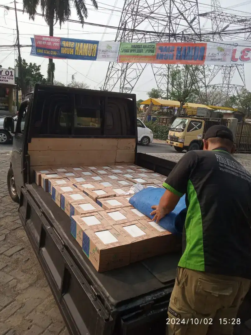Penyewaan mobil losbak pickup untuk pindahan rumah