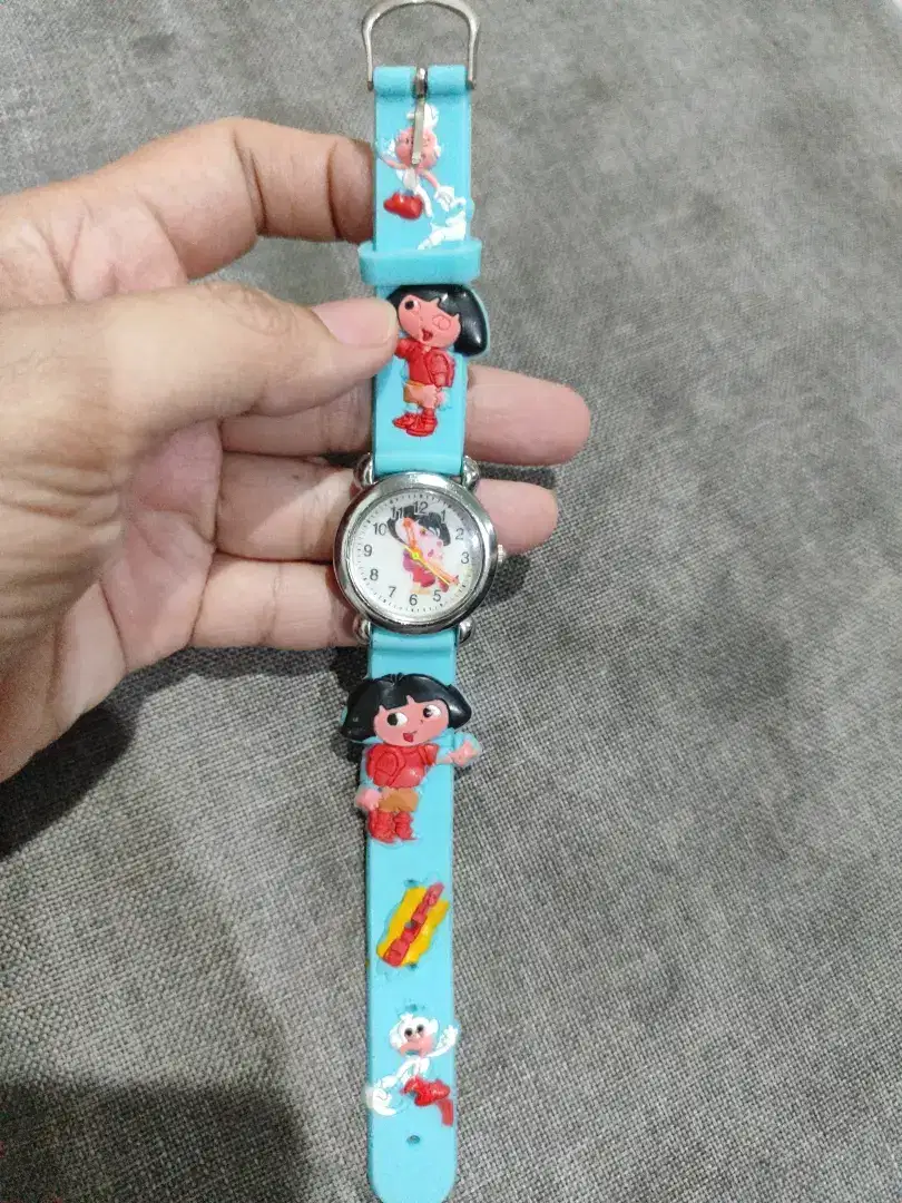 Jam tangan anak dora explore