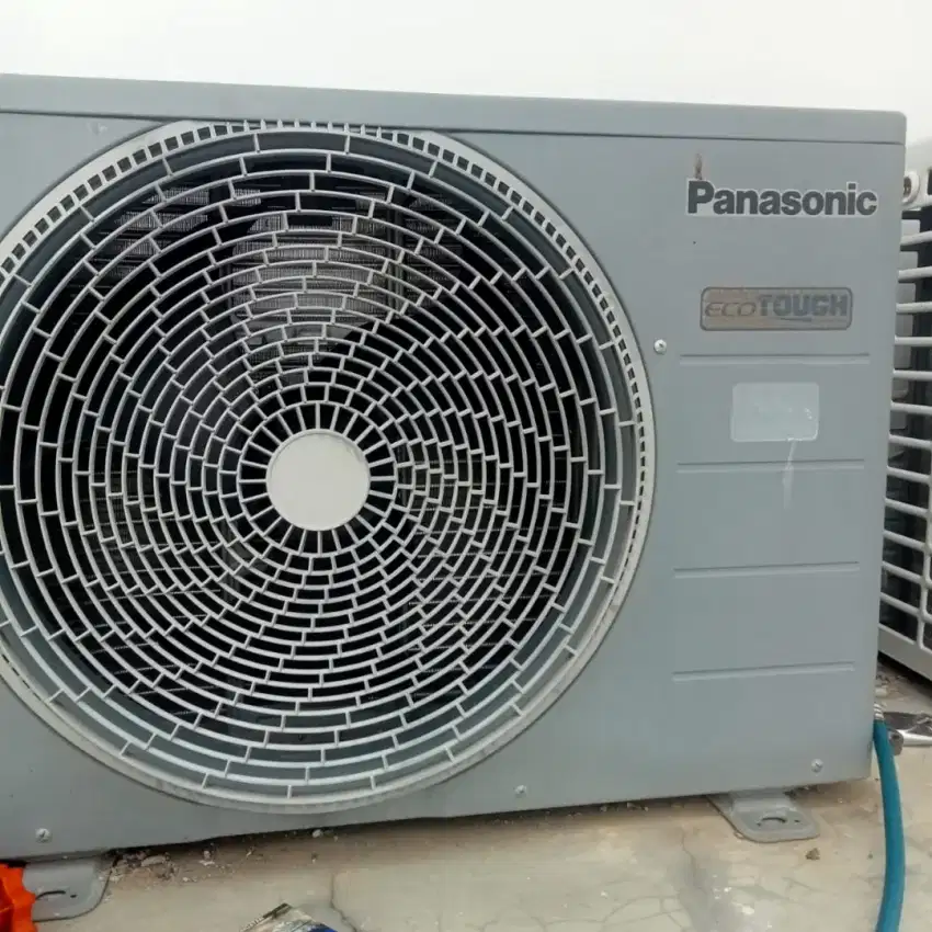 Cuci AC Terdekat, service AC , bongkar pasang AC, jual beli AC seken