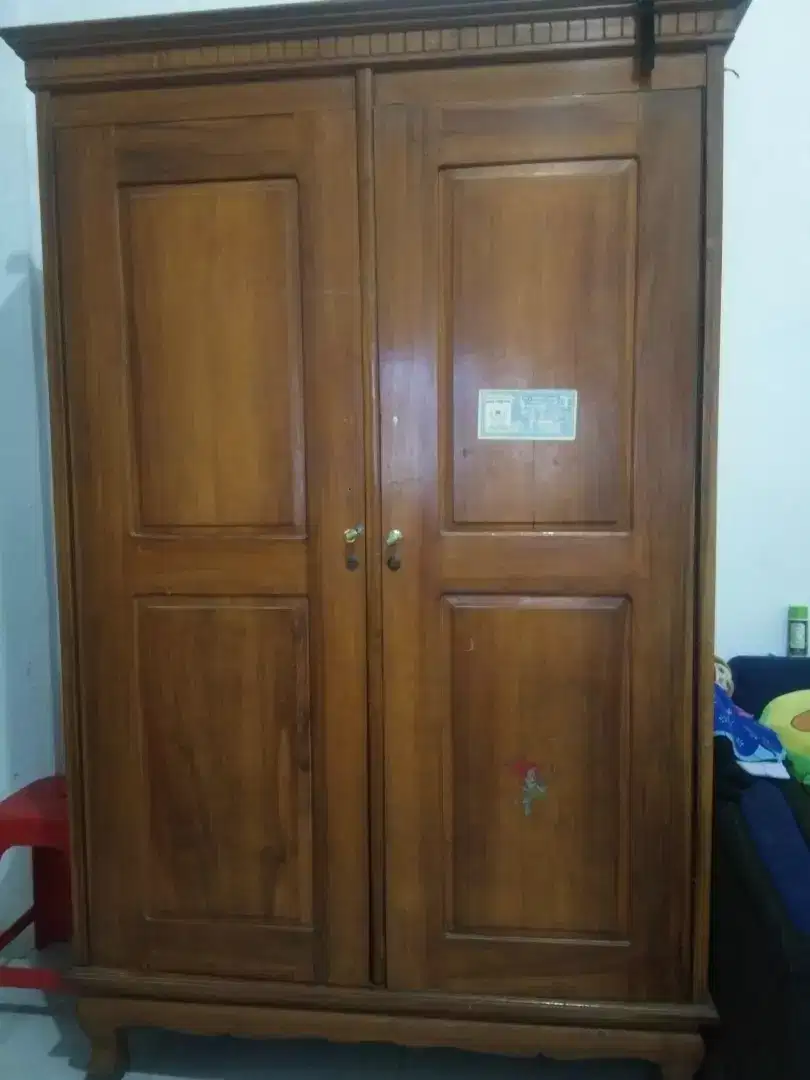 Lemari jati 2pintu