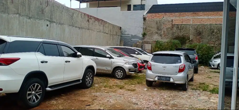 Rental Mobil Gendis respon 24 jam lepas kunci weekend luar kota atau d