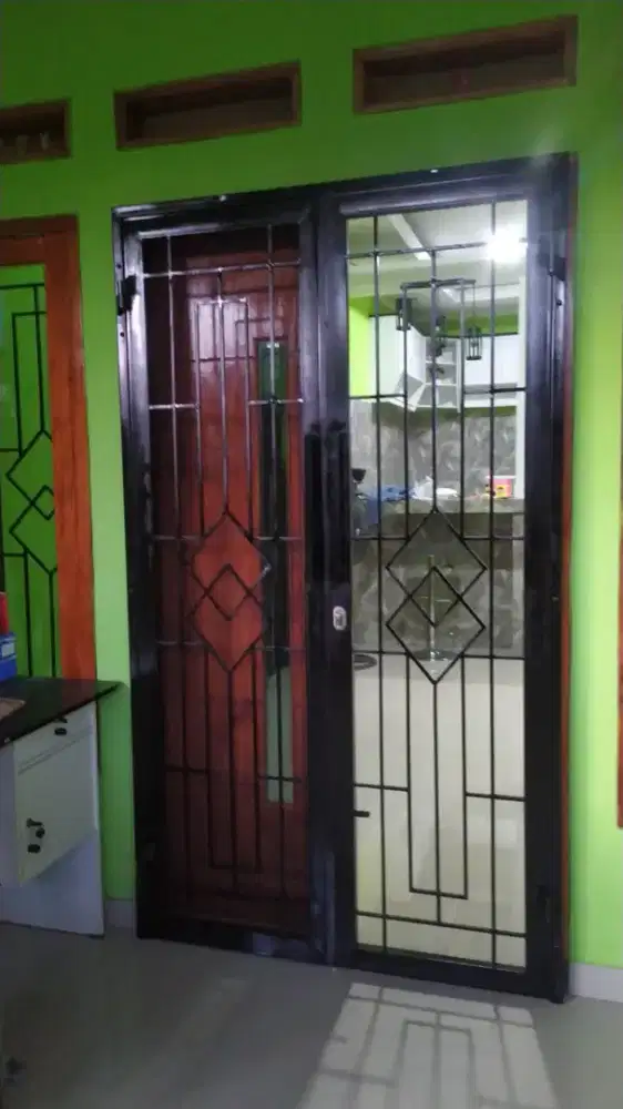 Pintu tralis/jendela tralis