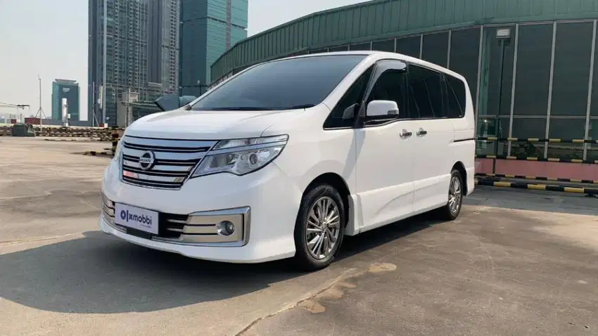 Nissan Serena 2.0 Highway Star Panoramic Bensin-AT 2016 Putih /