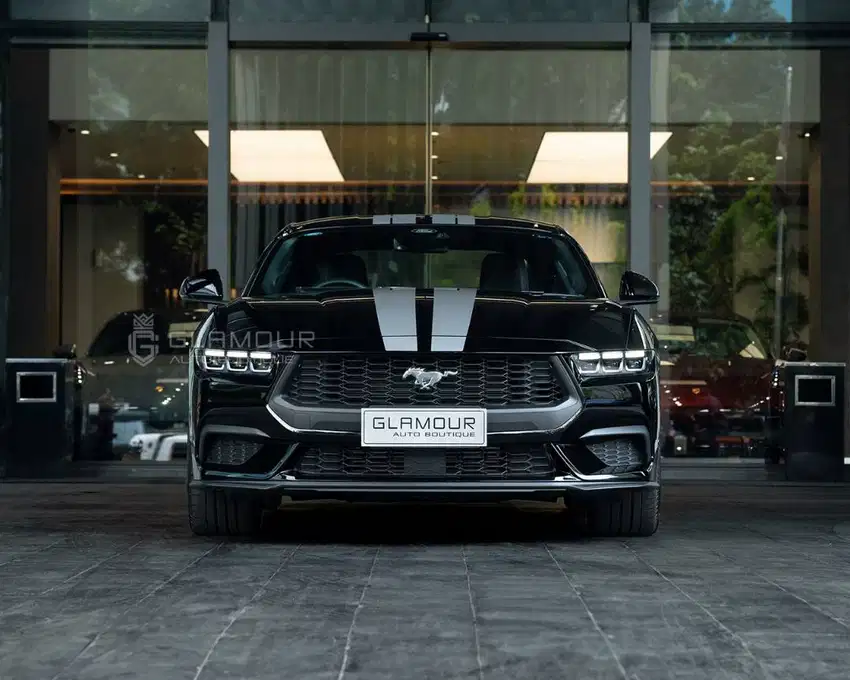 FORD MUSTANG ECOBOOST - SHADOW BLACK 2024