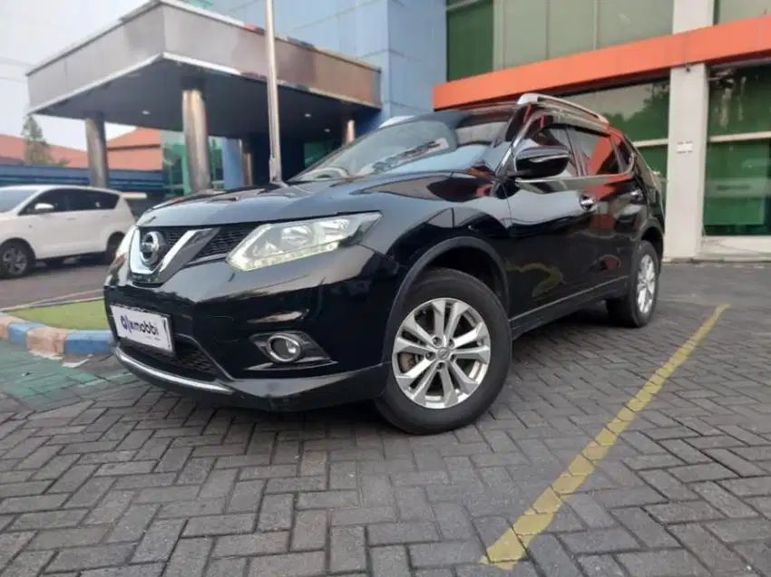 Nissan X-Trail 2.0 Bensin-MT 2017 HITAM bPIY