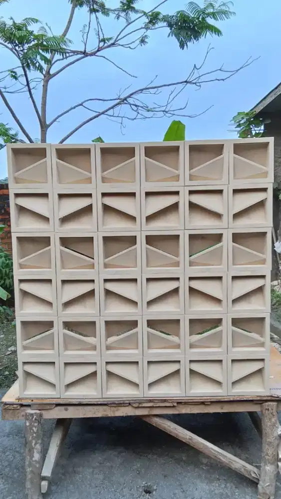 Juragan roster minimalis