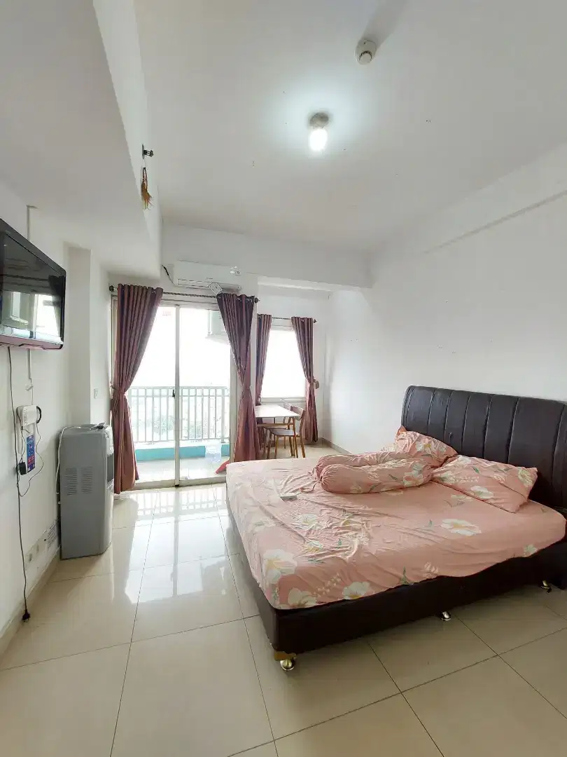 Disewakan termurah studio furnish apartement the nest