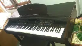 Yamaha piano clavinova