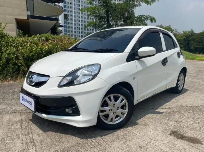 Pajak Panjang Honda Brio 1.2 E Bensin-AT 2014 Putih AERJ