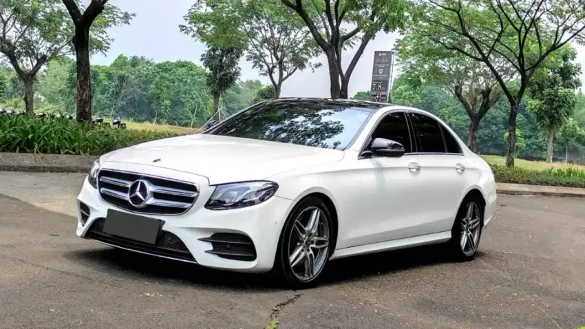 E350 AMG EQboost  Low Odo kondisi istimewa