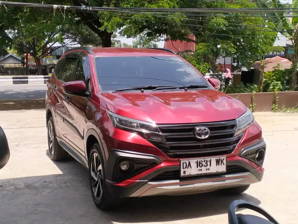 Toyota Rush TRD Automatic pakaian pribadi