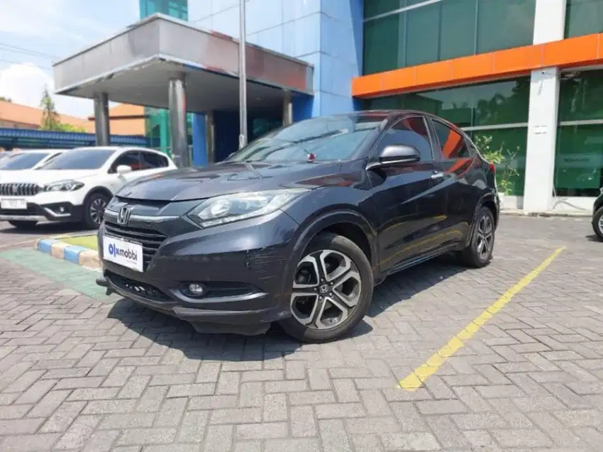 DP RENDAH Honda HR-V 1.8 RS Bensin-AT 2015 Abu-Abu VR