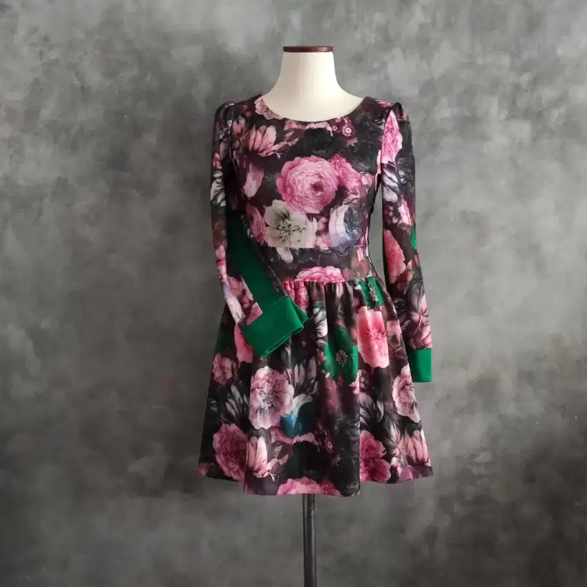 Preloved Rok Mini Print